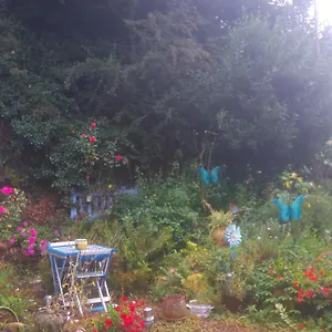 La Petite Maison Bleue Séjour chez l'habitant Jugon-les-Lacs